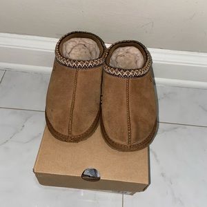 Ugg Kids’ Tasman Slippers
